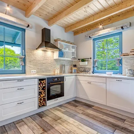 Niebieski * Kamień Pomorski