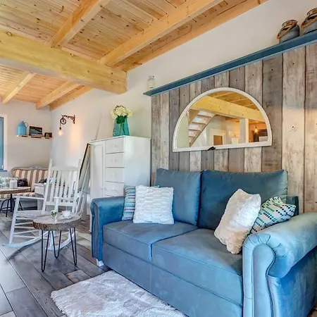 Niebieski Nyaraló Kamień Pomorski