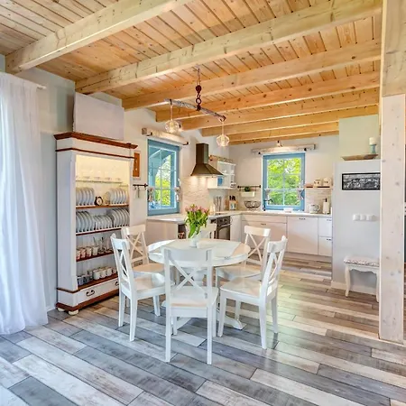 Niebieski Kamień Pomorski