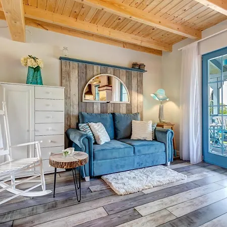 Niebieski * Kamień Pomorski