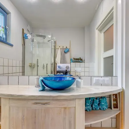 Niebieski Nyaraló Kamień Pomorski